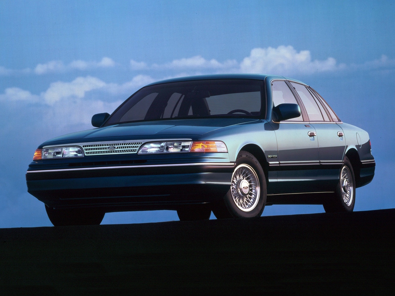 Ford Crown Victoria (1992-1997) - Belegung Sicherungskasten und Relais