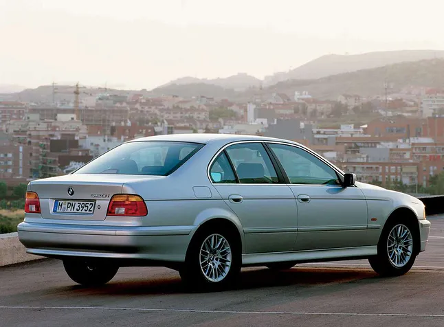 BMW 5 E39 (1996-2003) - Belegung Sicherungskasten und Relais