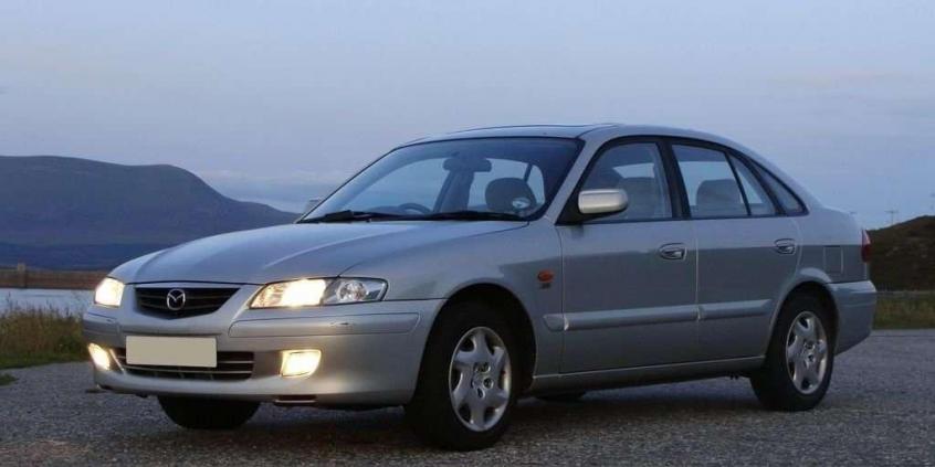 Mazda 626 (1991-1997) - Belegung Sicherungskasten und Relais
