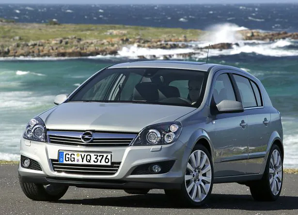 Opel Astra H (2004-2009) - Belegung Sicherungskasten und Relais