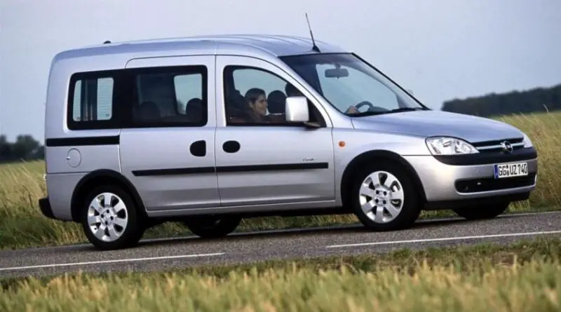 Opel Combo C (2001-2011) - Belegung Sicherungskasten und Relais