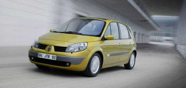 Renault Grand Scenic (2004-2009) - Belegung Sicherungskasten und Relais