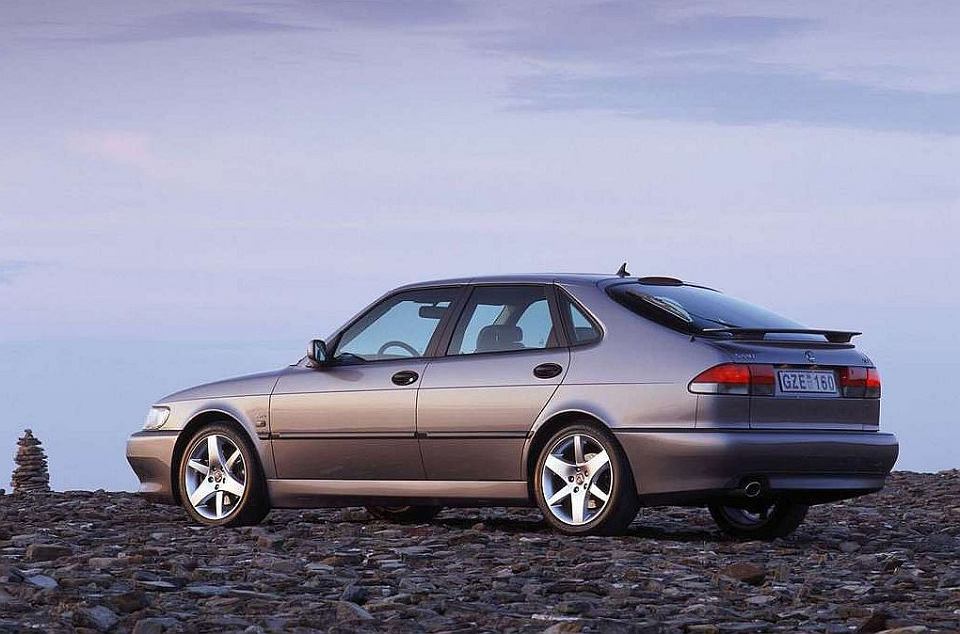 Saab 9-3 (1998-2002) - Belegung Sicherungskasten und Relais